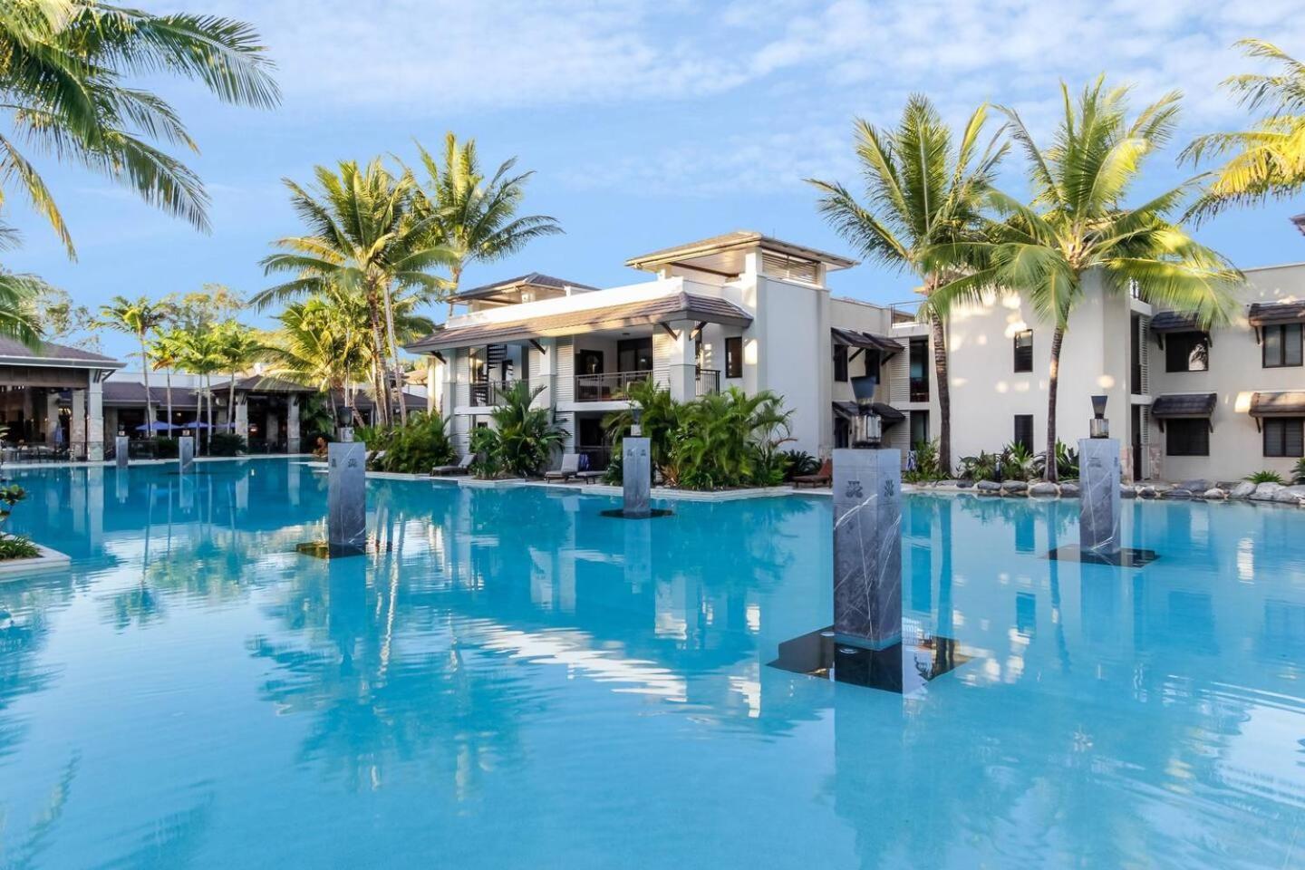 Rooftop Tranquility At Stunning Temple Port Douglas